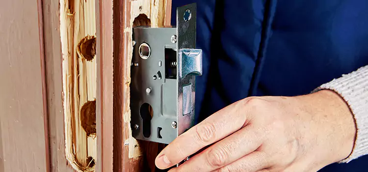 Garage Door Lock Replacement Eugene